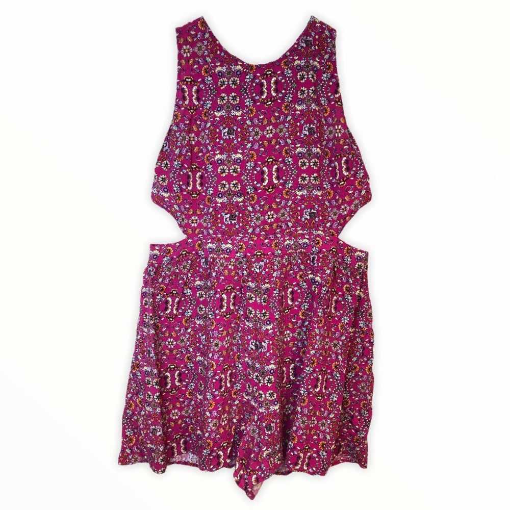 Cutout Patterned Romper - Picture 1 of 8